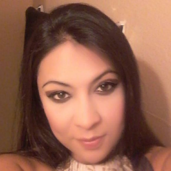 Meet your Posher, Jeanette - Picture 1 of 1